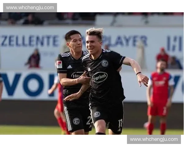 替补席上的战略博弈:如何通过替补牌掌控比赛节奏与胜负走势 替补席上的战略博弈:如何通过替补牌掌控比赛节奏与胜负走势